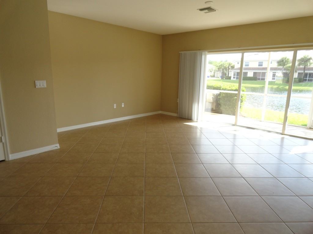 11711 Eros Rd - Photo 2 of 11