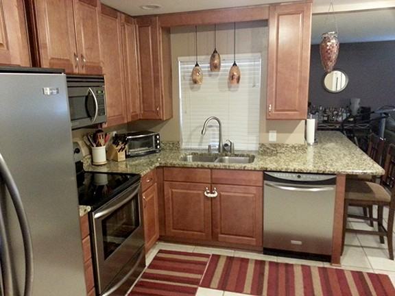 126 Valley Cir - Photo 2 of 12