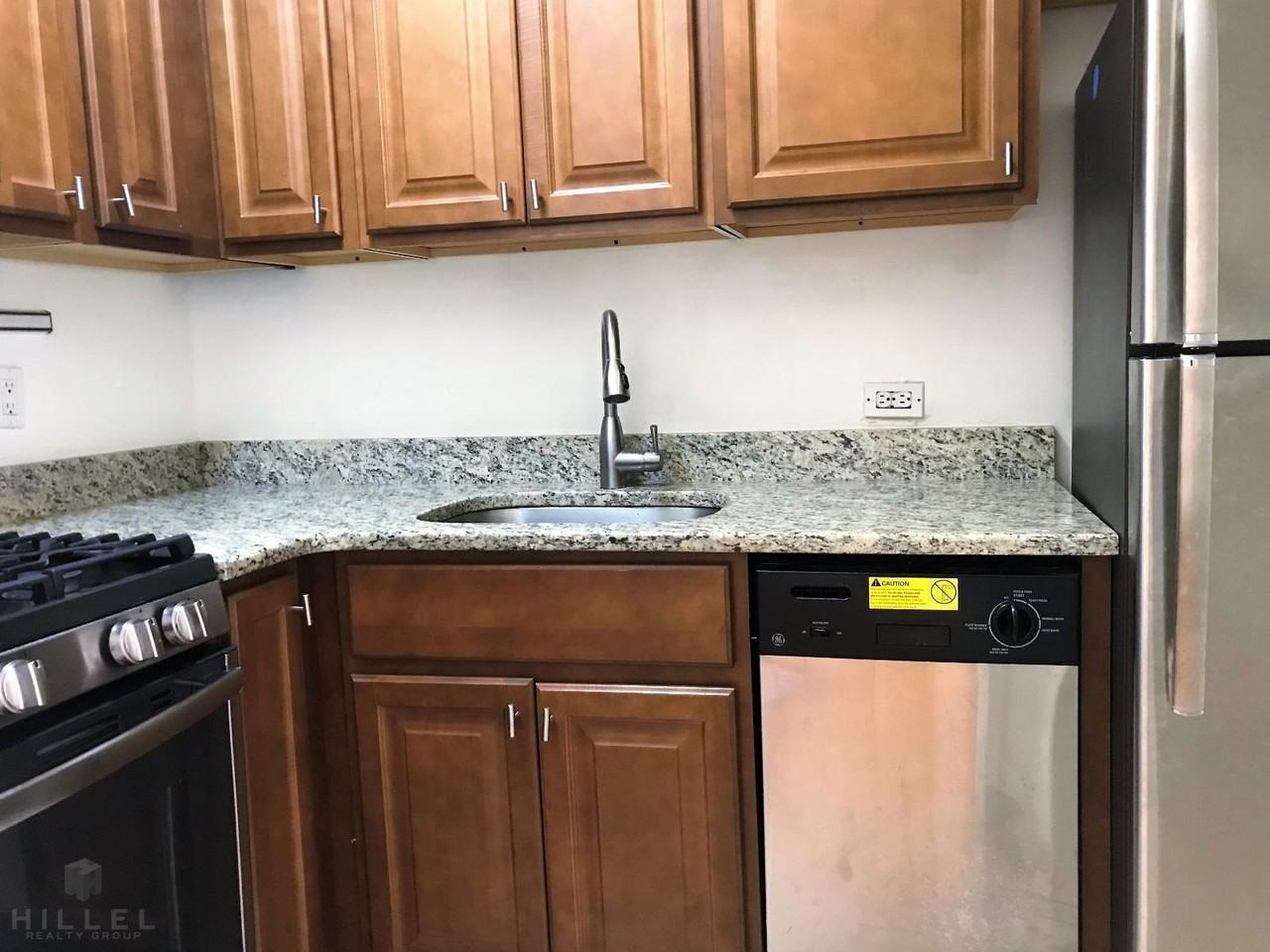 34-15 Parsons Blvd #2G