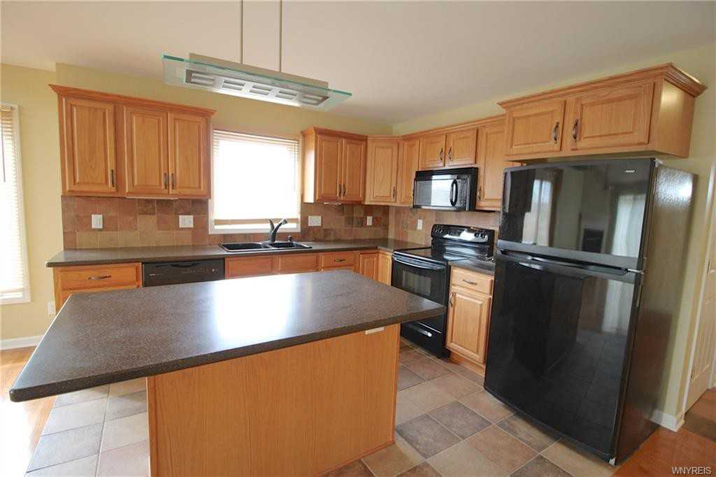 257 White Oak Ln - Photo 2 of 14