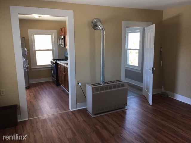 59 N Main St - Photo 3 of 10