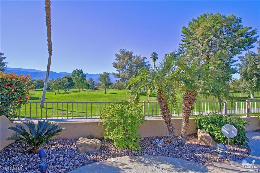 128 N Kavenish Dr - Photo 3 of 33