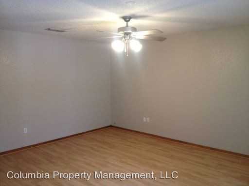 606-612 Redwater Blvd West - Photo 2 of 7