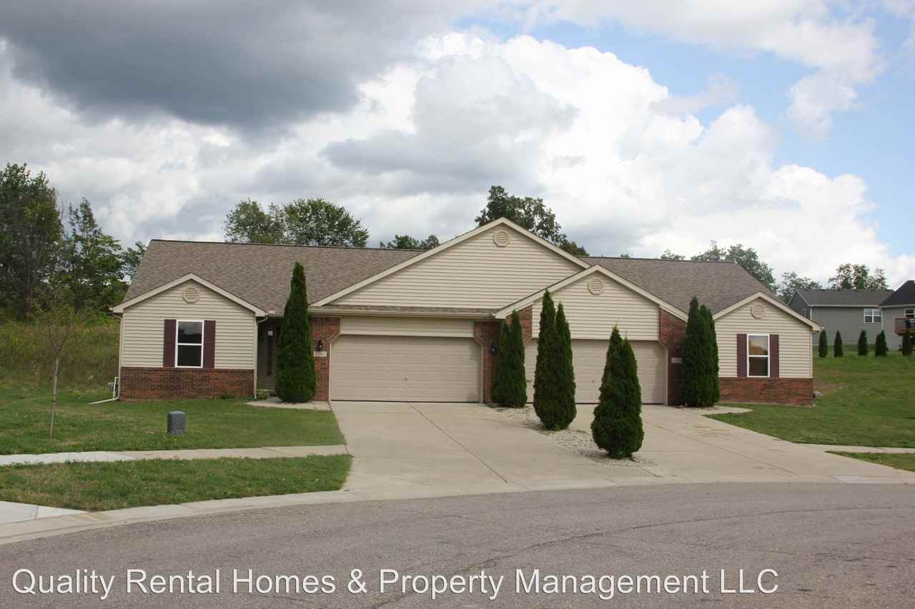 1203 Chestnut Ct - Photo 2 of 12