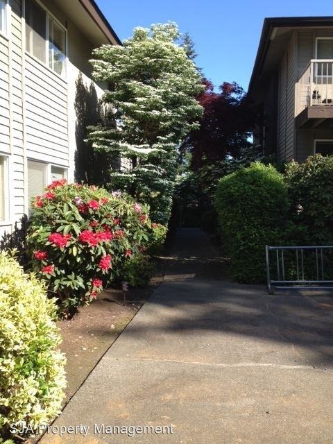 14635 SE 16th St - Photo 3 of 21