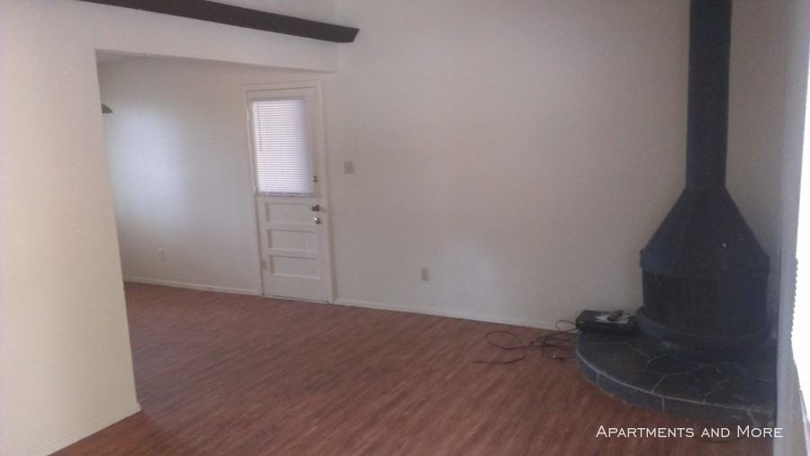 1106 Hazelton St - Photo 2 of 18