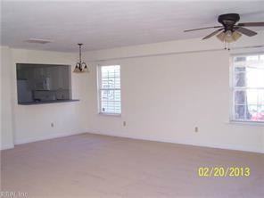 704 Thayor St - Photo 3 of 15