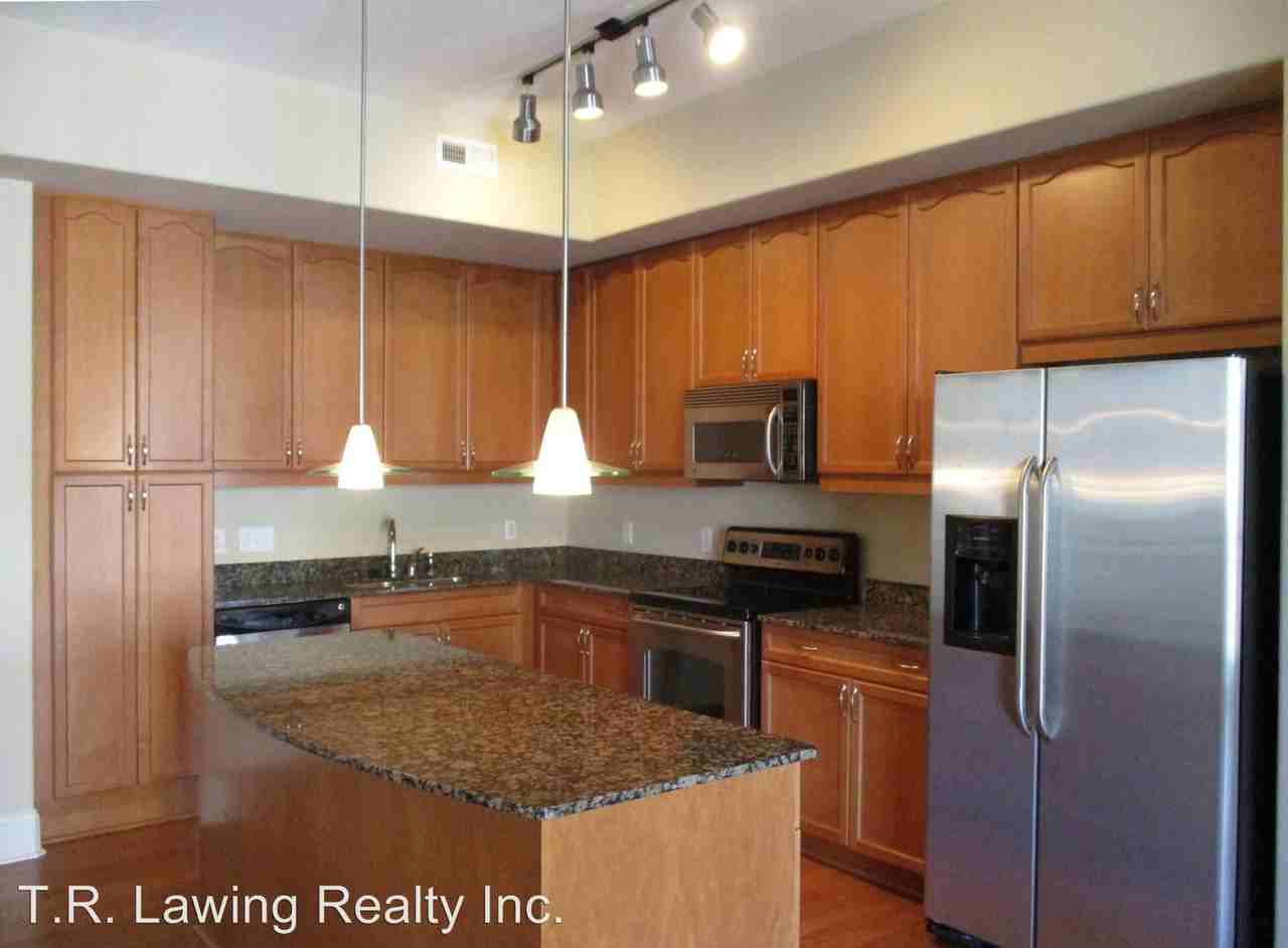 4620 Piedmont Row Dr - Photo 3 of 12