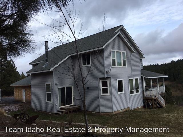 1329 Flannigan Creek Rd - Photo 2 of 19