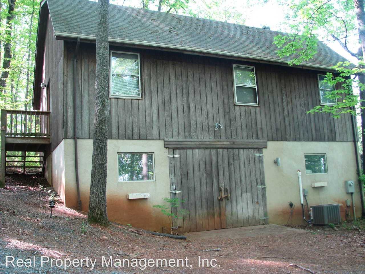 4321 Scottsville Rd - Photo 2 of 17