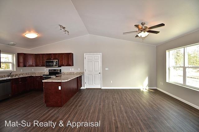 2841 E Lakeview Rd - Photo 3 of 14