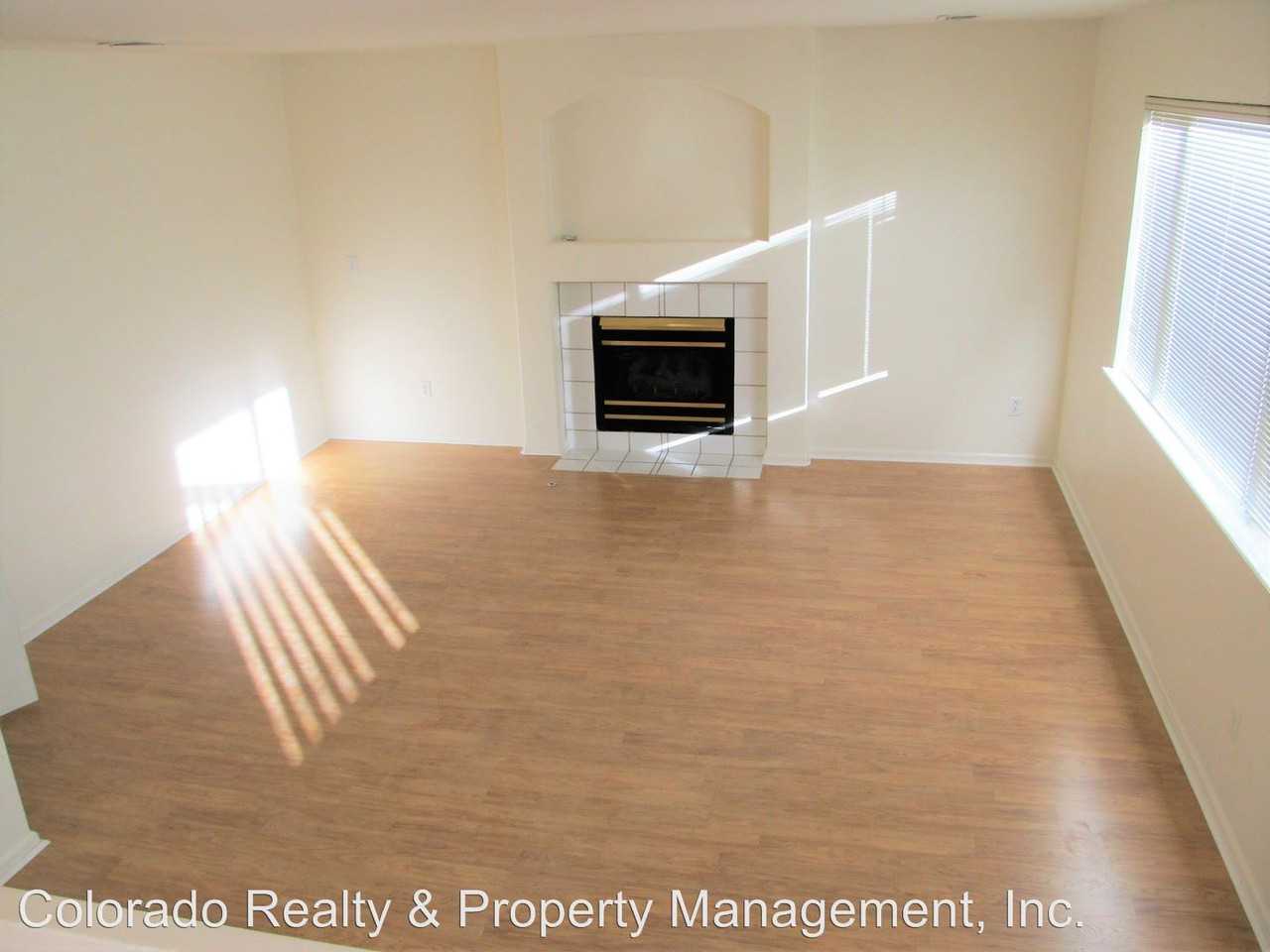 9934 Sydney Ln - Photo 2 of 18