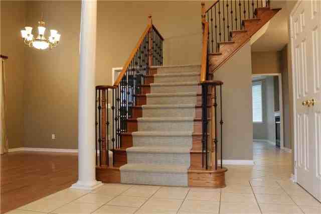 27 Prentice Ct - Photo 2 of 15