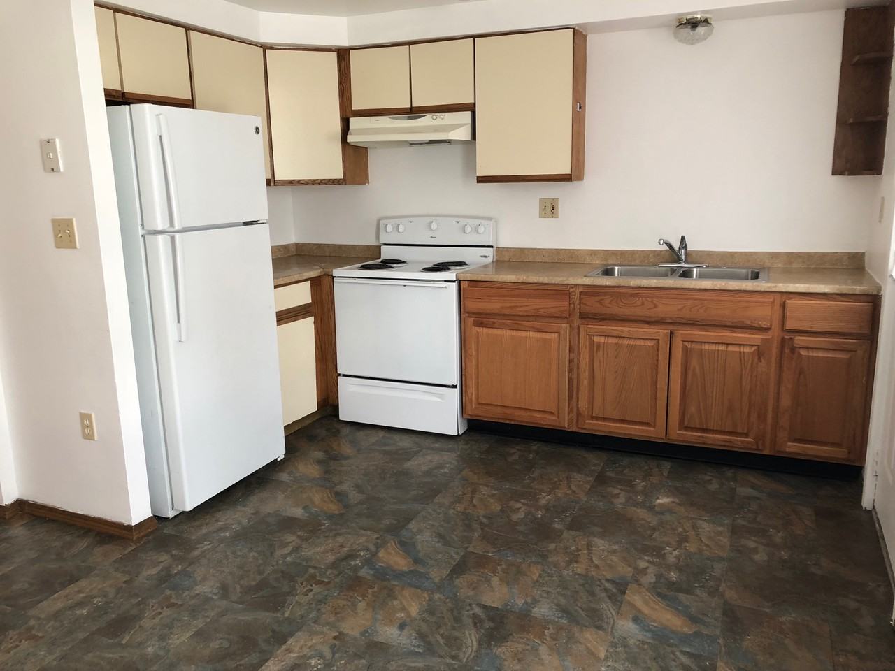 603 Washington St - Photo 3 of 10