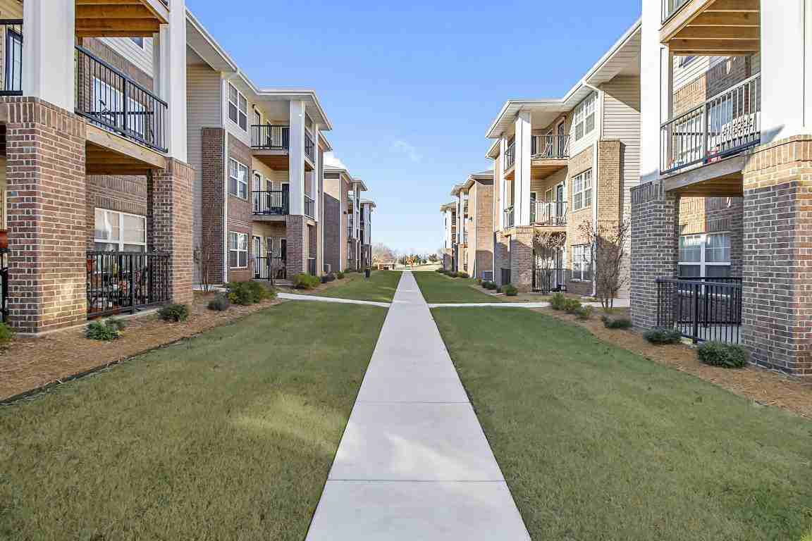 Reserve at Spencer - Photo 2 of 21