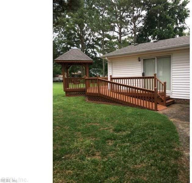 813 Shetland Dr - Photo 2 of 32