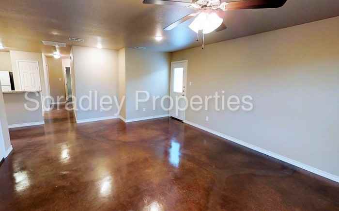 1514 Brady Way - Photo 2 of 10