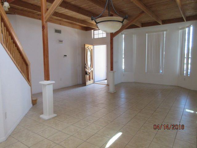 9951 McCombs St - Photo 3 of 32