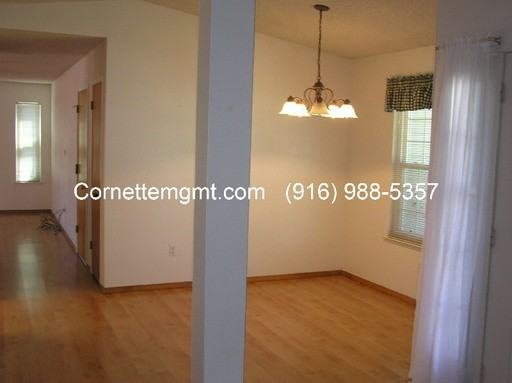 651 Hanisch Dr - Photo 3 of 13