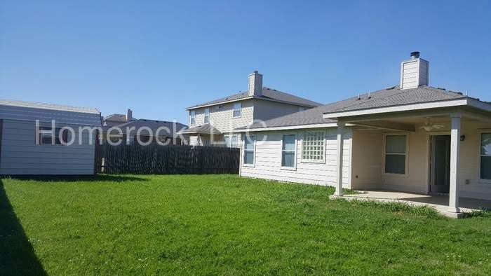 608 Constellation Dr - Photo 3 of 17
