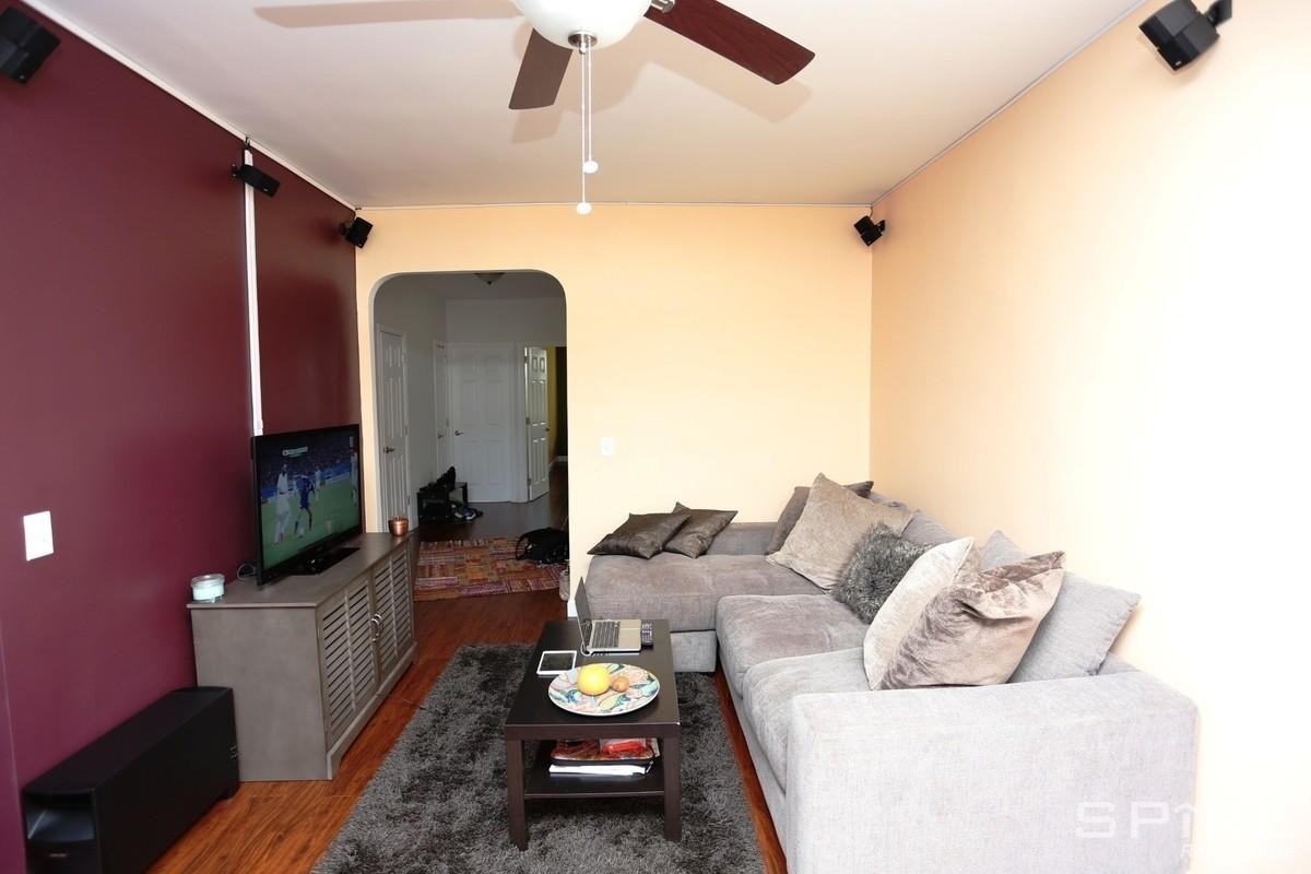31-80 46th St #2C - Photo 4 of 10