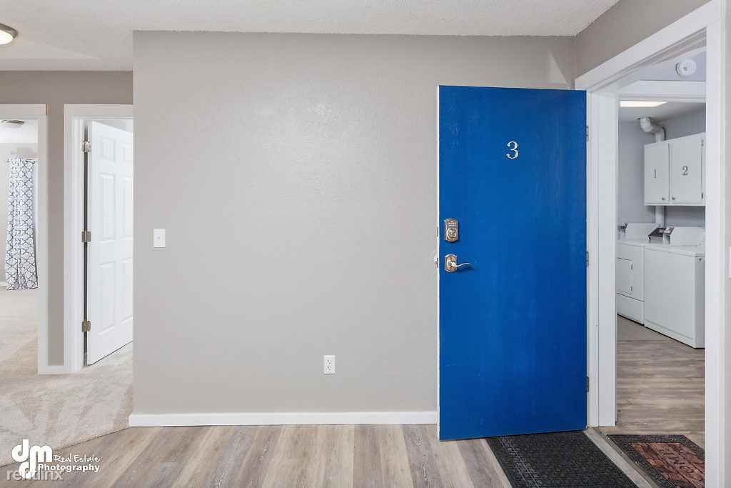 156 Michael Ct - Photo 2 of 28