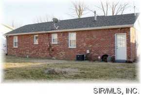 113 Hollandia Dr - Photo 3 of 17