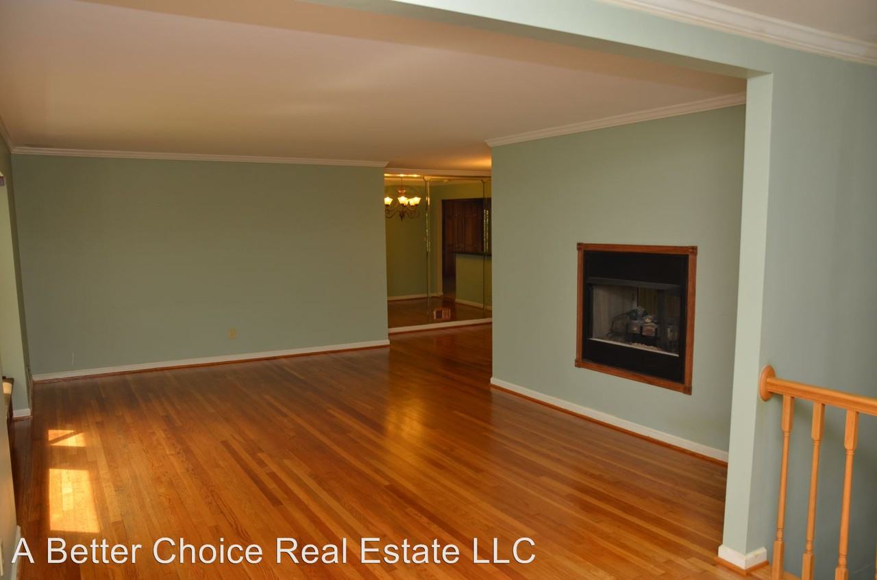 1866 Wildwood Pl NE - Photo 2 of 13