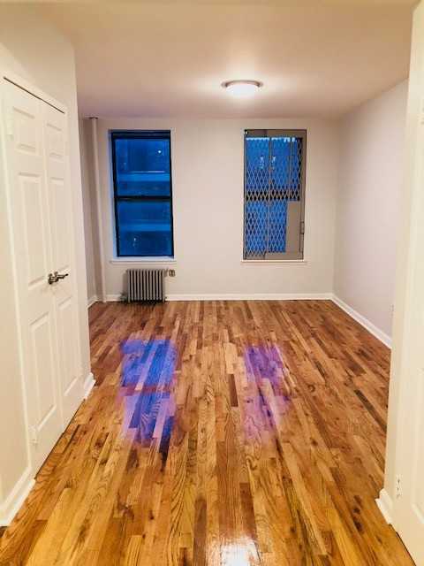 1071 Lafayette Ave - Photo 2 of 14