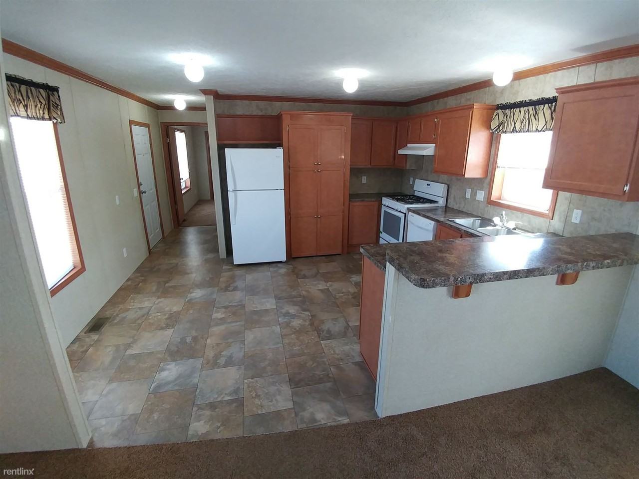 65 St George - Photo 2 of 19