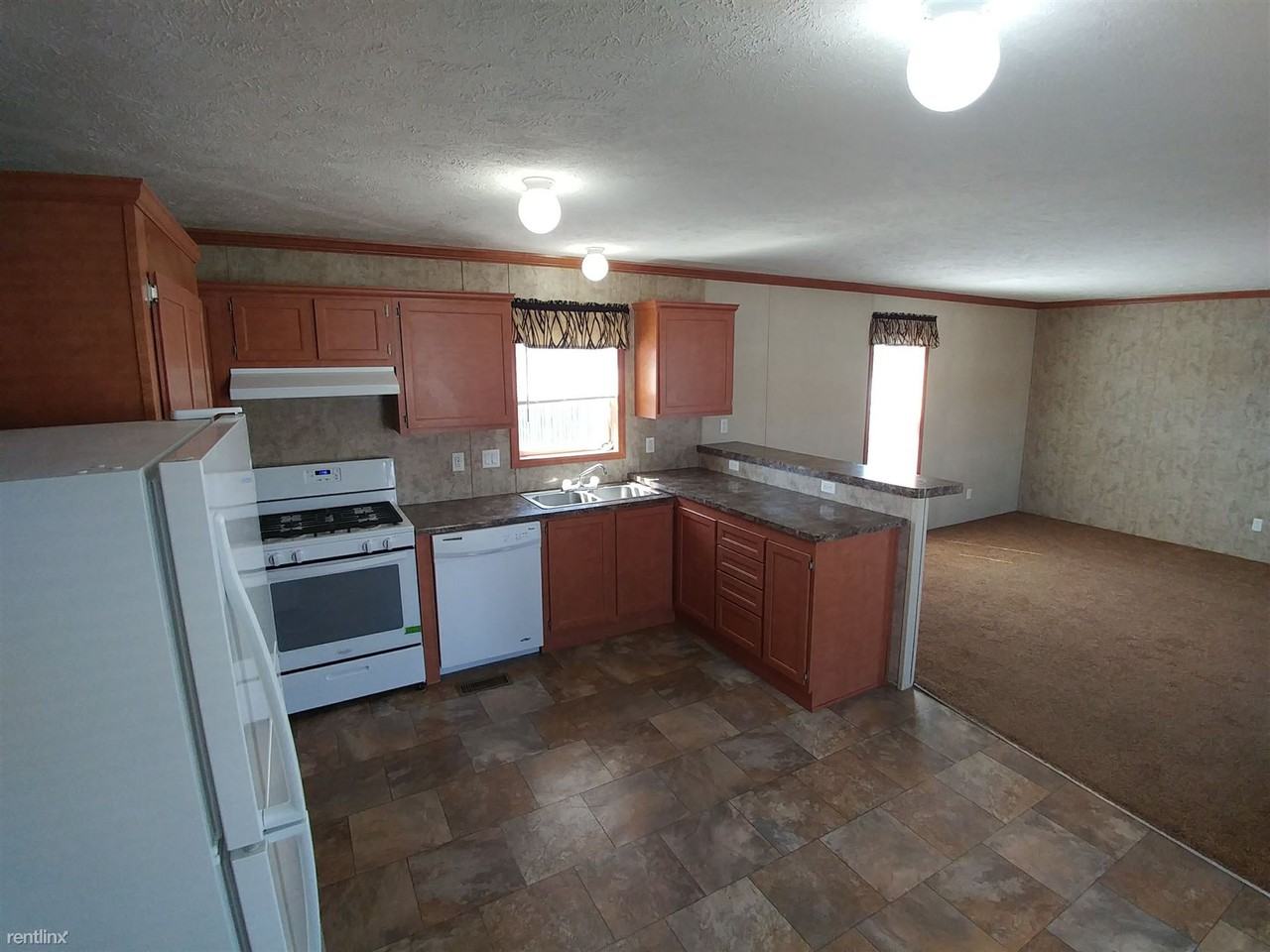 65 St George - Photo 3 of 19