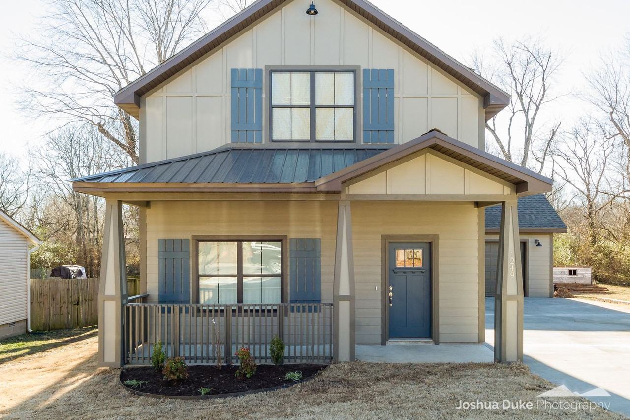 1253 Ellis Ave - Photo 2 of 38