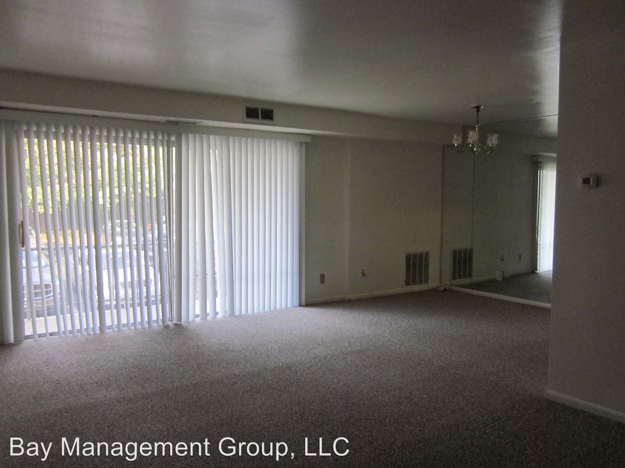 105 Fitz Ct #101 - Photo 2 of 11