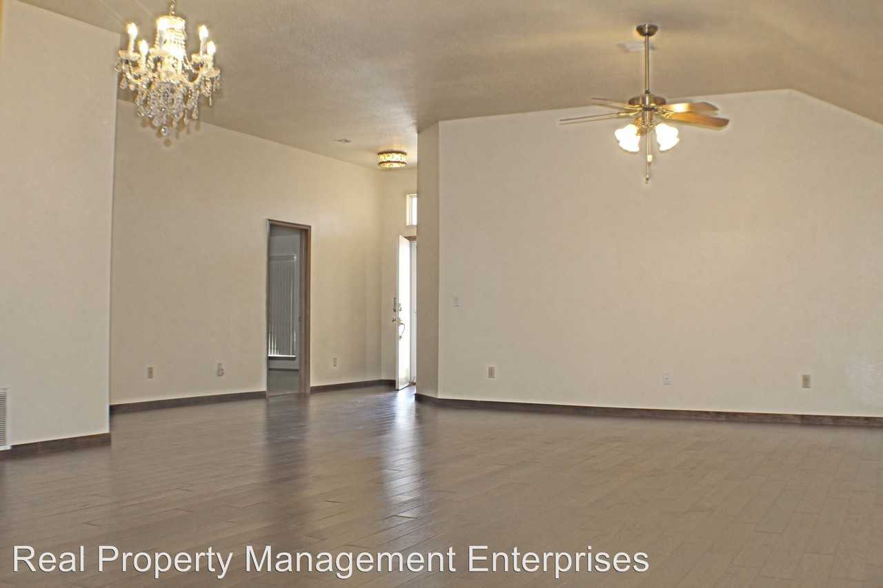 9505 S Brookline Ave - Photo 2 of 12