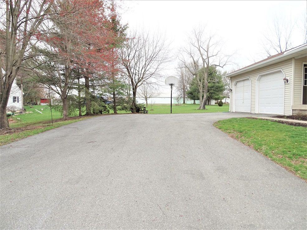 30 Creamery Rd - Photo 2 of 19