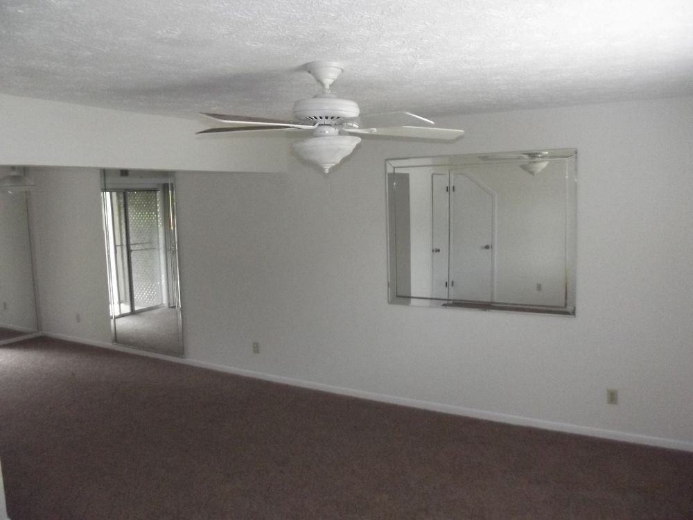 3925 Molina Rd - Photo 2 of 11