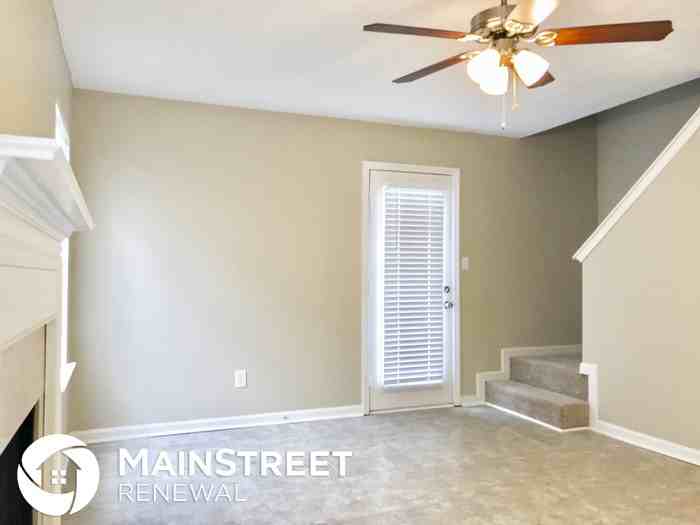 4642 Latchwood Dr - Photo 2 of 9