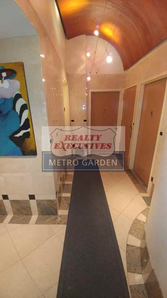 67-39 Clyde Street - Photo 2 of 36