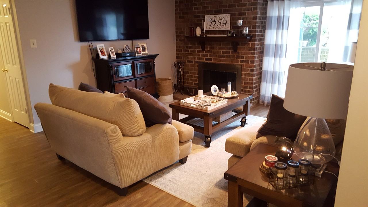 639A Palmer Ln - Photo 3 of 11