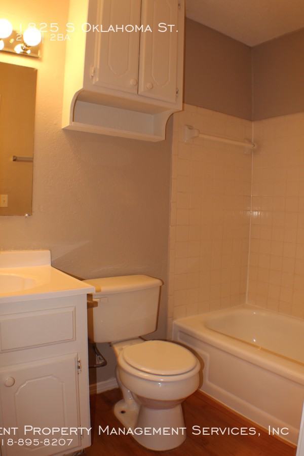 1825 S Oklahoma St - Photo 3 of 9