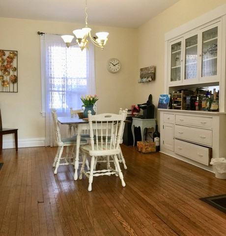 3610 N Wayne Ave - Photo 3 of 11