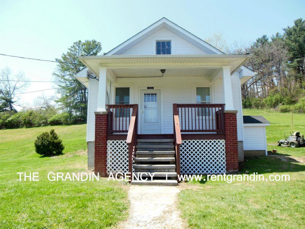 133 Old Orchard Ln - Photo 2 of 28