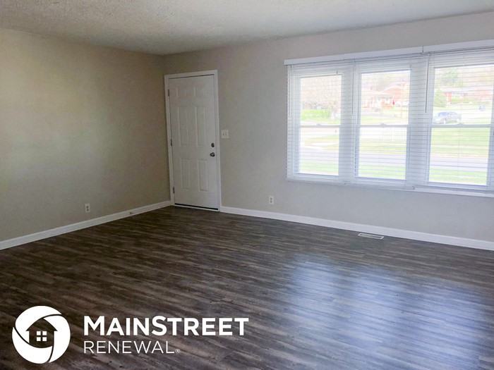 4900 Libby Ln - Photo 2 of 13