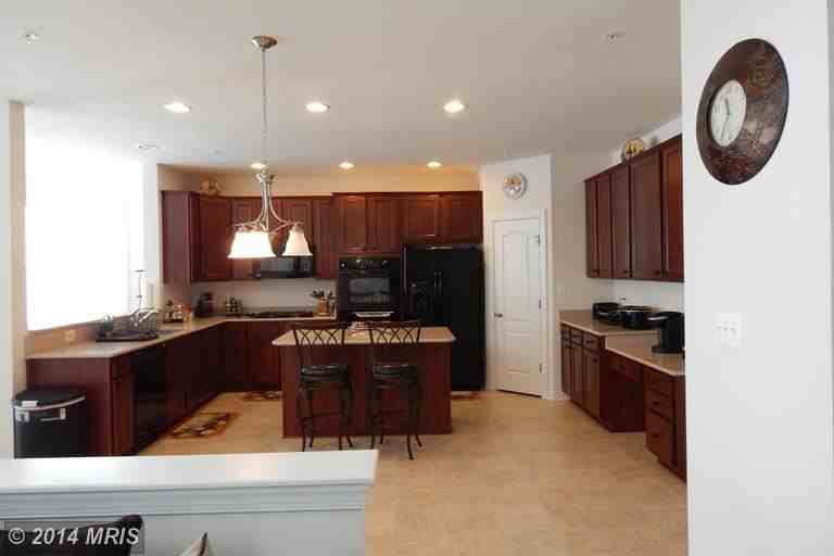 10108 Dappah Ct - Photo 3 of 11