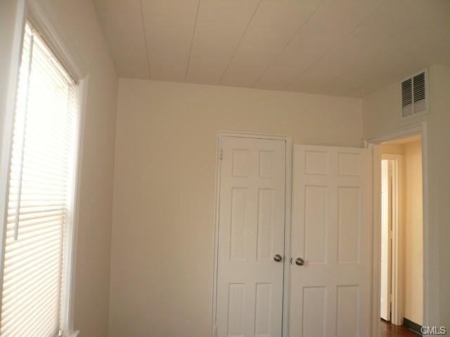 43 Harbor Ave #44D - Photo 3 of 6