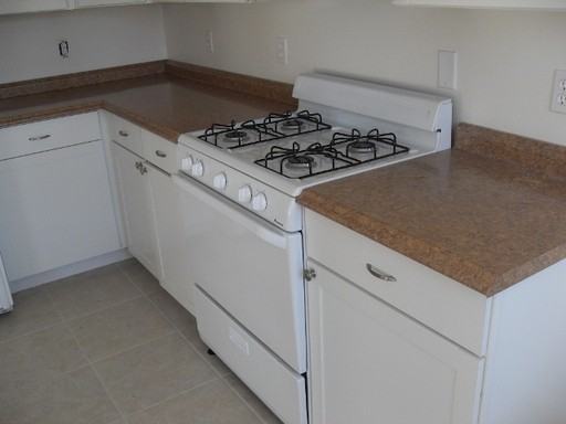 1037 57th St - Photo 3 of 24