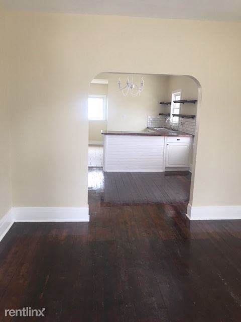1224 Hyland St - Photo 2 of 4