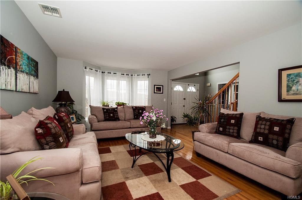 24 Osborn St - Photo 2 of 11