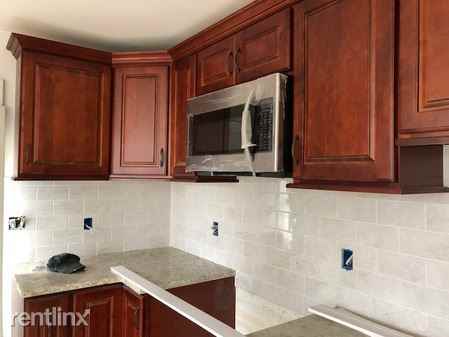 24 Mechanic St - Photo 3 of 6