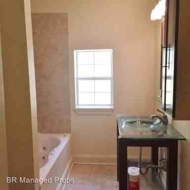 1719 Terrace Ave - Photo 3 of 4